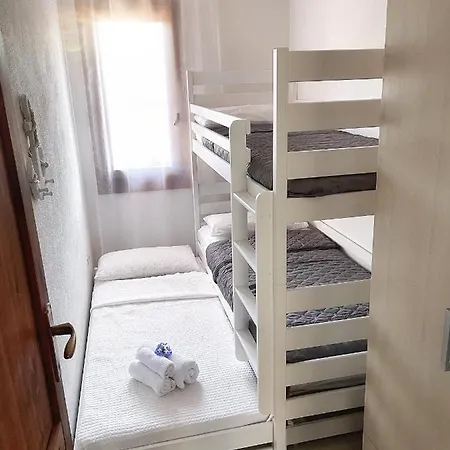 Apartment Tili Via Oristano San Teodoro